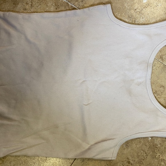 Cream/Tan cropped tank women's - Picture 3 of 3